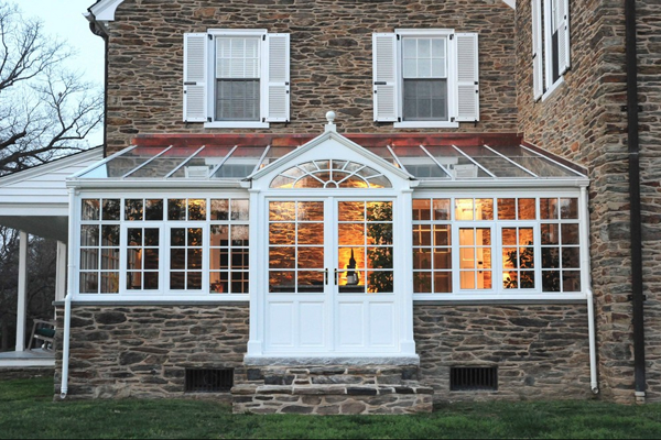 Craftsman Green house porch 4