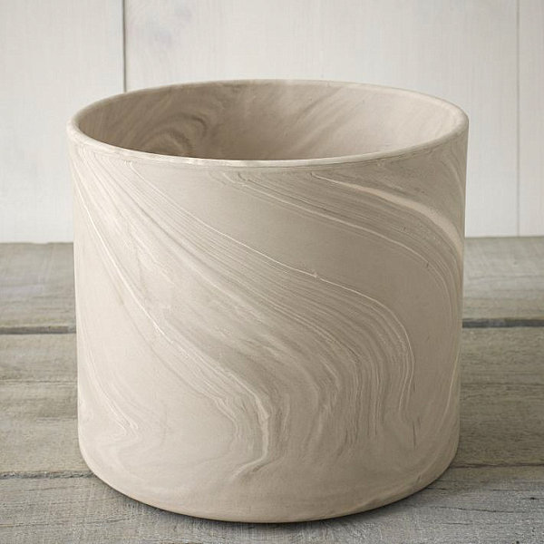 Cylinder planter with marbleized finish