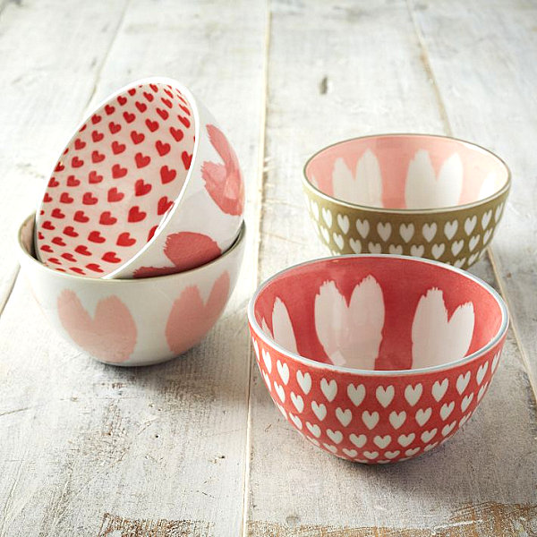 Heart-motif bowls