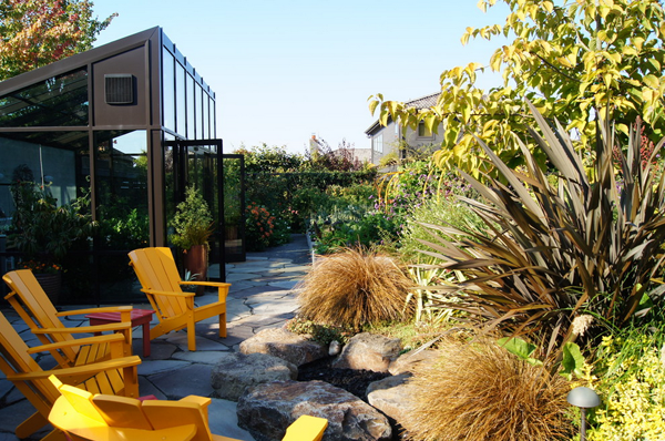 Modern Greenhouse sunroom