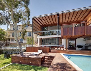 Gorgeous Multi-Level Family House In Sydney Charms With Its Use Of Wood