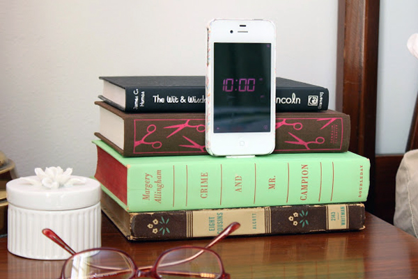 book iphone charging stand