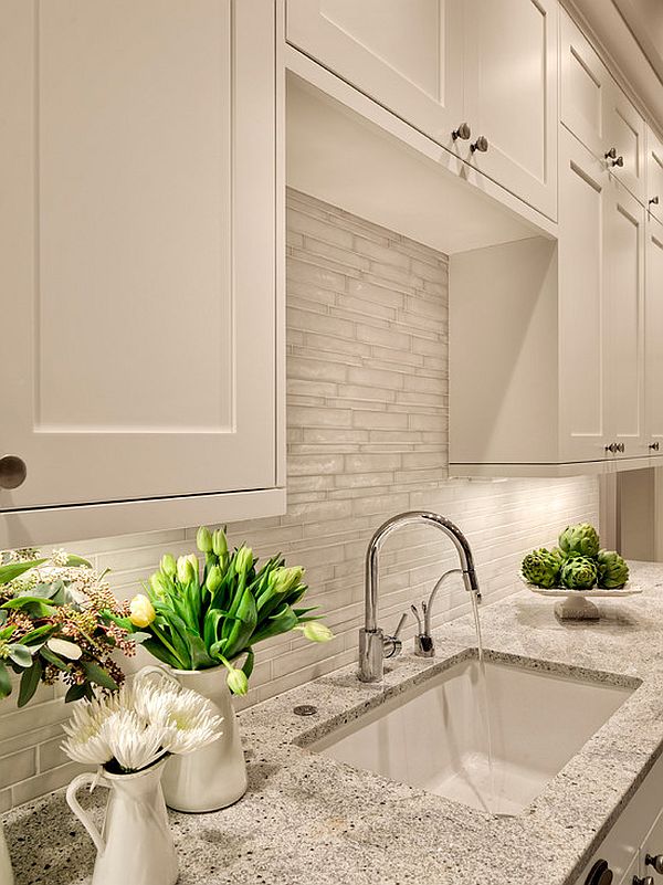 bright kitchen tile backsplash