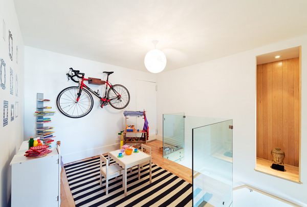 Modern bike rack for apartment hot sale