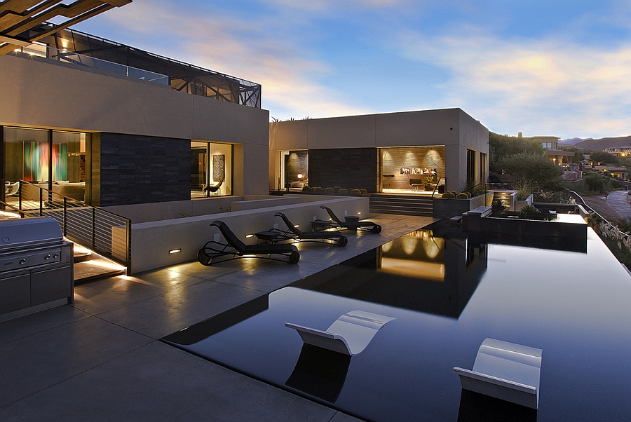 Scintillating Desert House Las Vegas Brings The Outdoors Inside