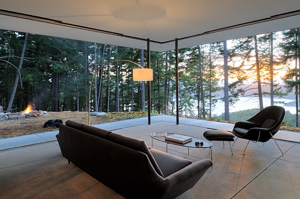 Breathtaking scenery outside becomes the canvas for the open living room!