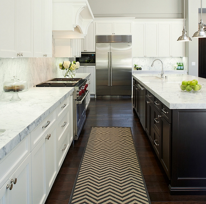 Chevron strip rug in the kitchen