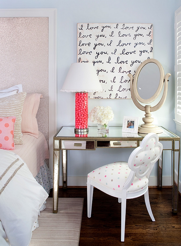 Chic table lamp in pink perfect for the girls bedroom