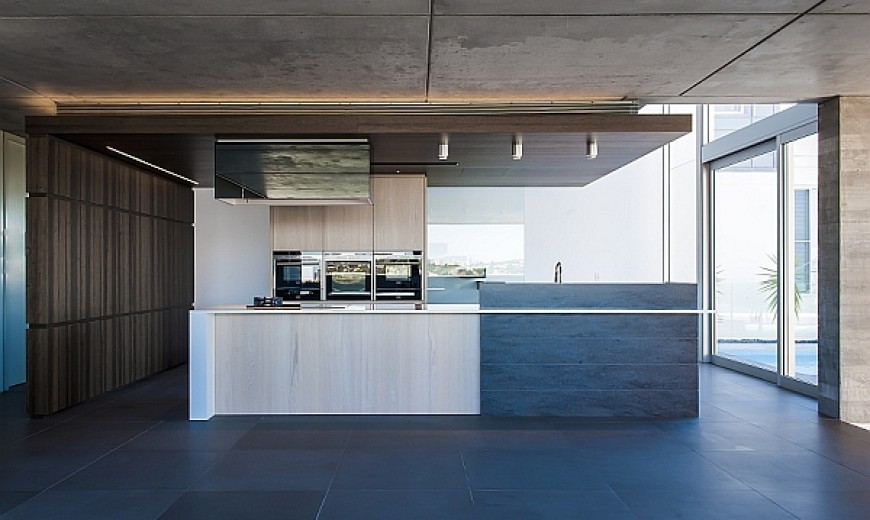 Contemporary Kitchen In Sydney Blends Cutting-Edge Style With Savvy Design