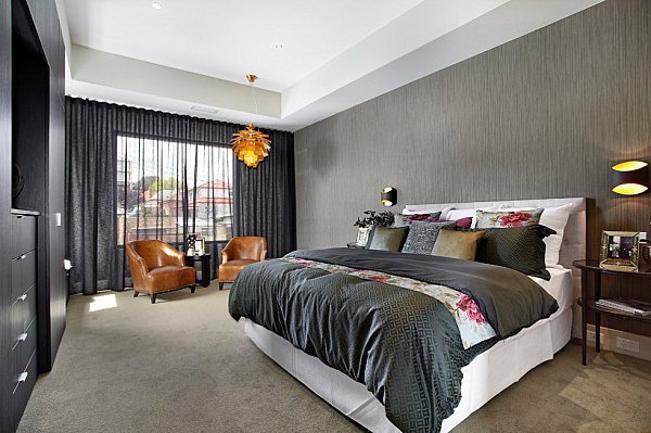 Copper pendant lamp in a gray bedroom