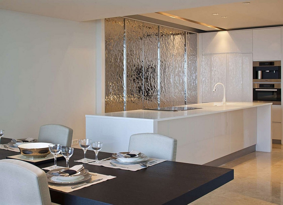 Gorgeous modern kitchen in silver and white