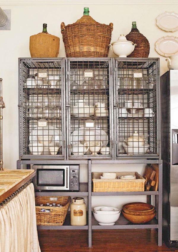 Styling Wire Shelves in the Kitchen