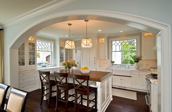 Lovely arch and beuatiful windows define this classic kitchen