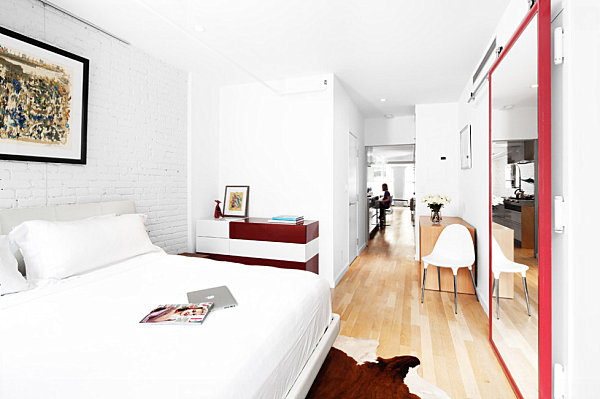 Mirrored barn door in a contemporary bedroom