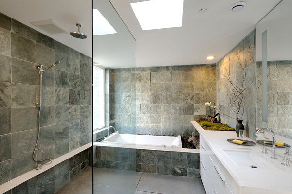 Natural details in a minimalist bathroom