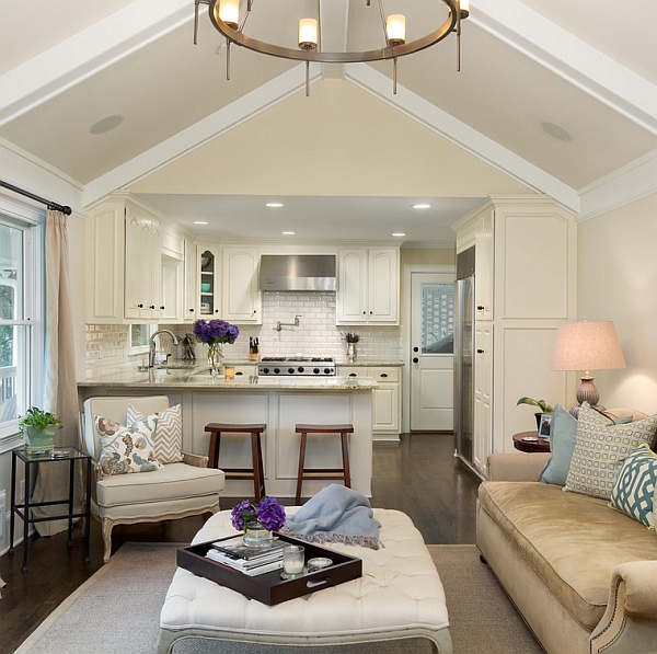 Picture-perfect traditional kitchen with a tiled backsplash