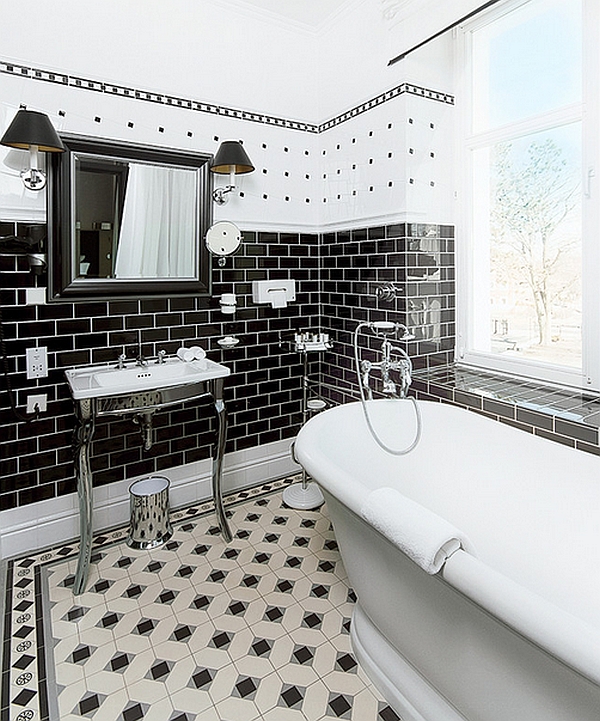 Black Bath Towels, Black and White, Black Bathroom, Decorated