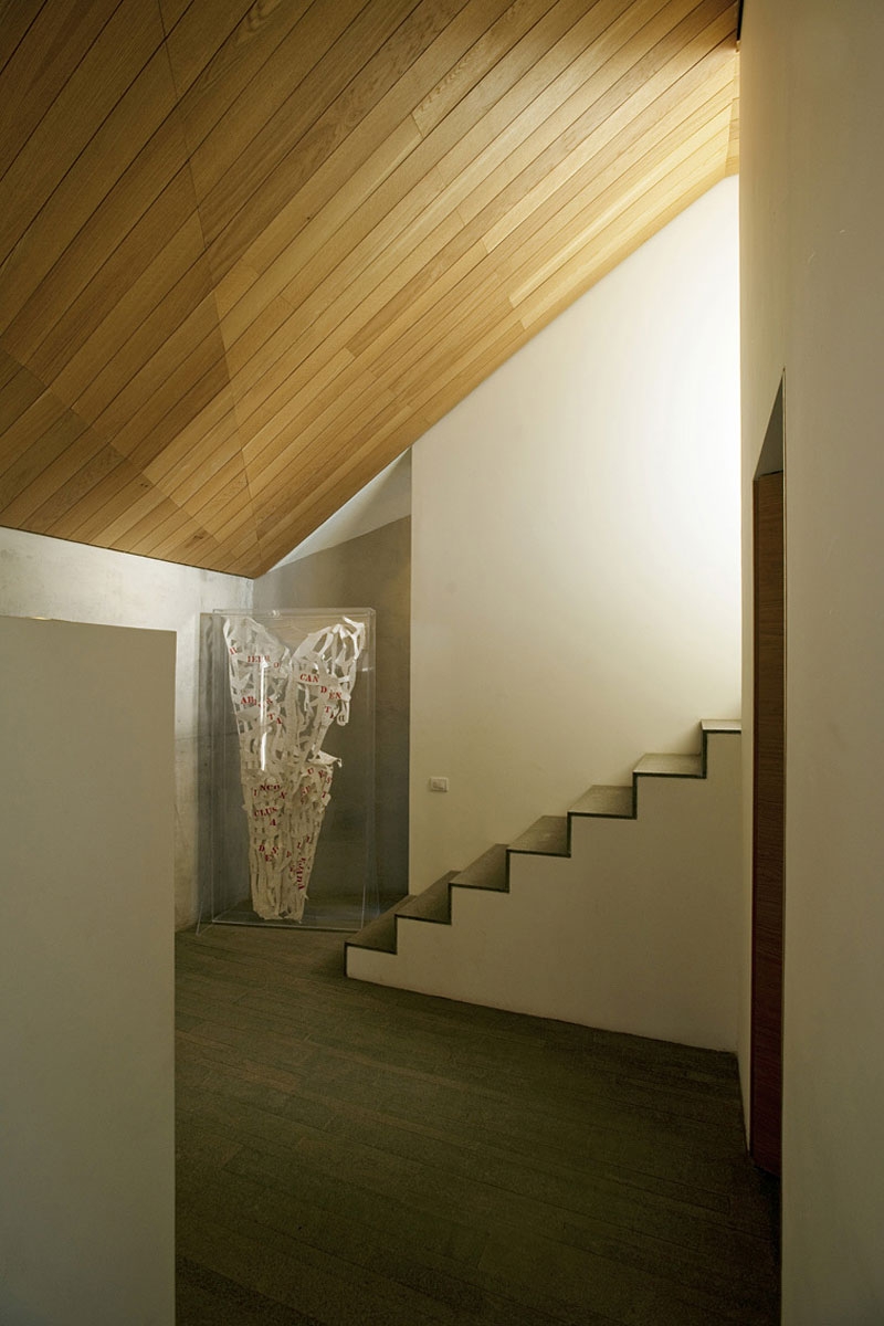 Staircase leading to the bedrooms