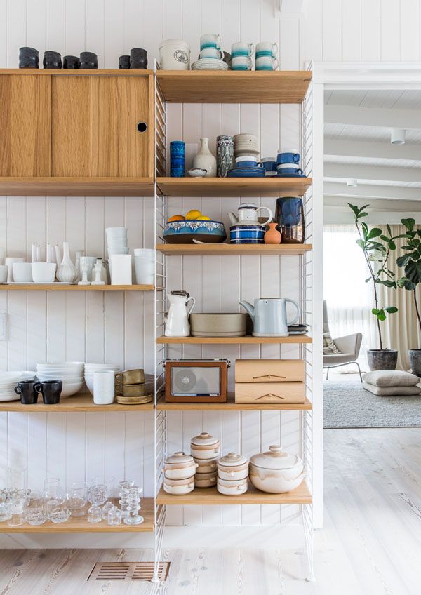 Styling Wire Shelves in the Kitchen