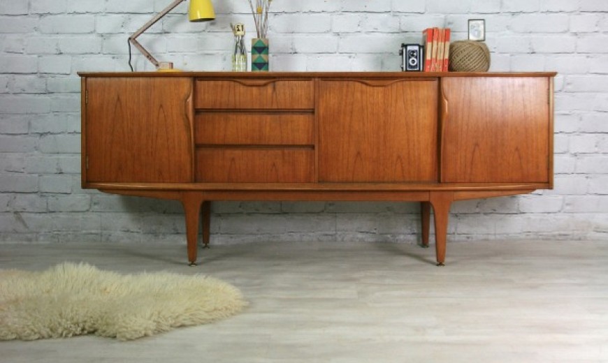 10 Teak Sideboards Used in Different Rooms