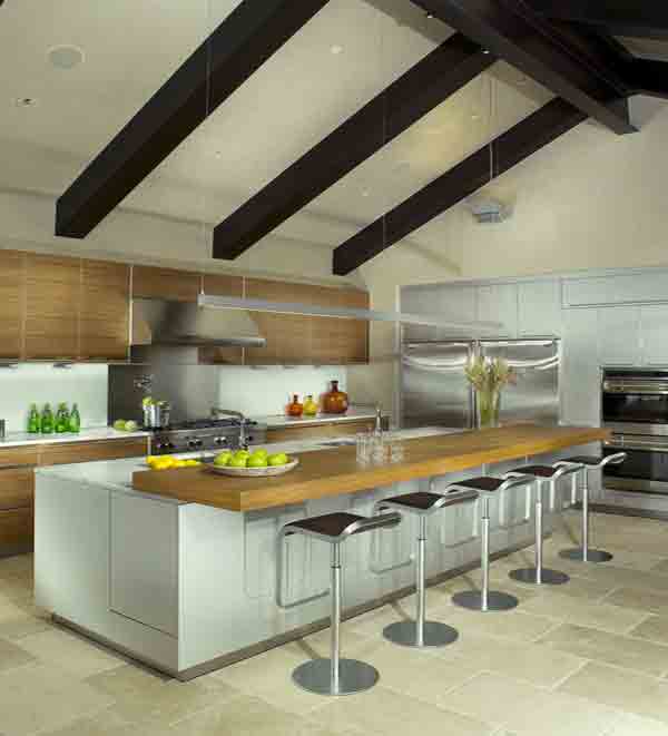 Creamy beige sandstone in the kitchen