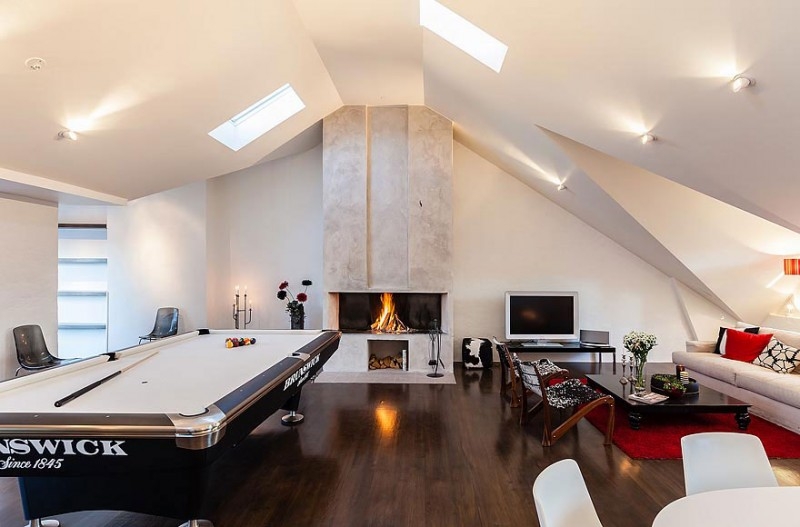 Beautifully lit Attic Game Room