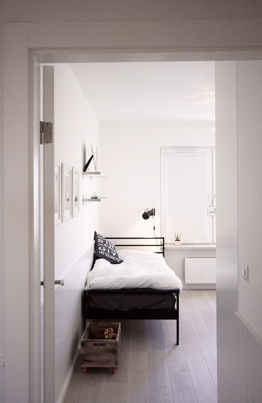 Bedrooms that borrow from both rustic and Scandinavian style