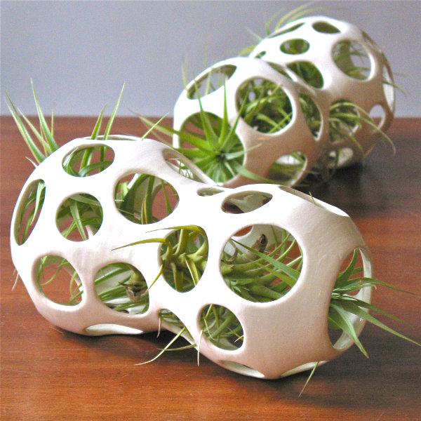 Ceramic air plant pods