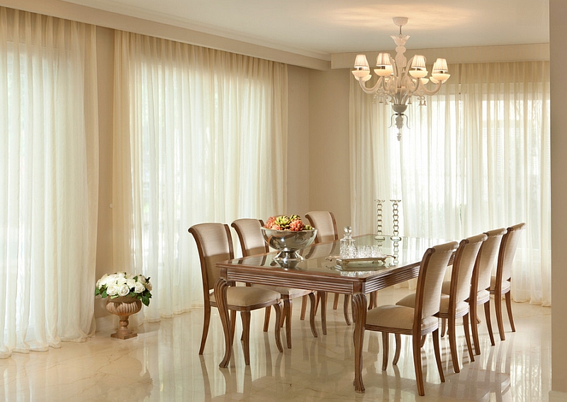 Give the dining room a warm, dreamy ambiance with the right drapes