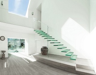 Enthralling Glass Staircases That Add Sculptural Style To Your Home