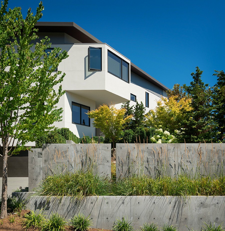 Narrow lot defines the form of the Madrona House