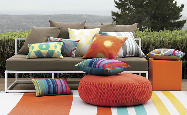 12 Modern Outdoor Furniture Finds