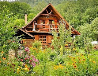 Gorgeous Rustic Home In Romania Combines Traditional Design With Stunning Scenery