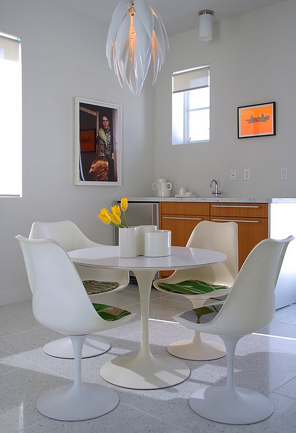 Small dining area with the Tulip table and chairs