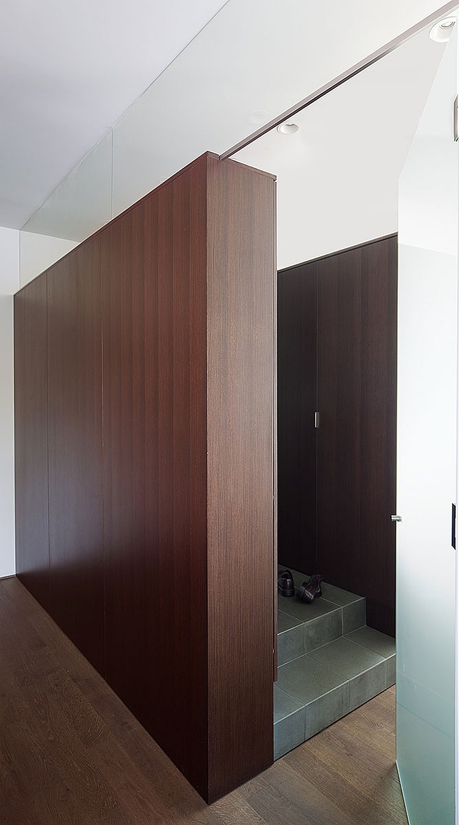 Smart use of wooden partitions in the Abbott Street Renovation by Splyce