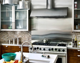 Inspiration From Kitchens With Stainless Steel Backsplashes