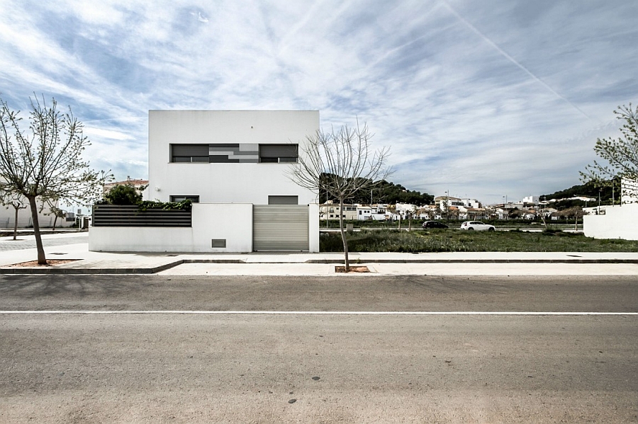 Street view of House V02 in Spain