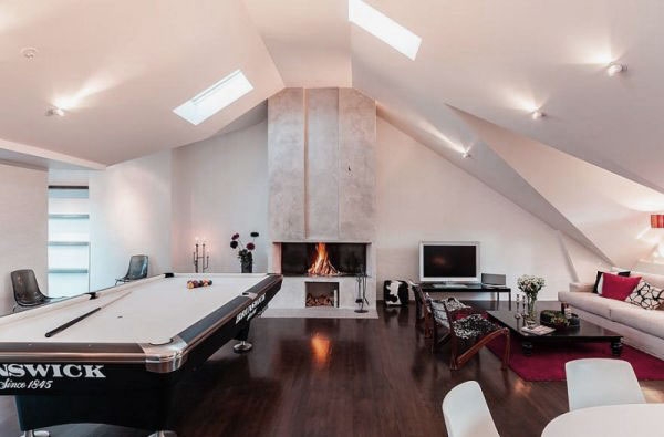 Stunning attic game room idea