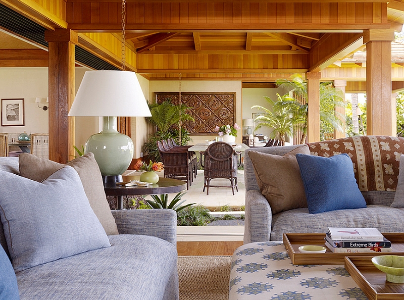 Tropical style patio with an oversized table lamp