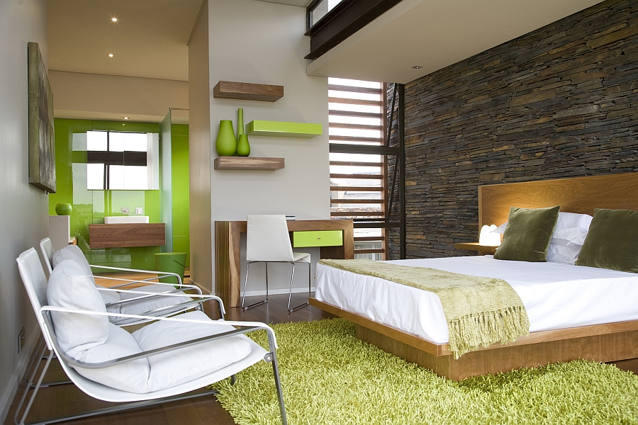Using green accents in the bedroom in a stylish fashion