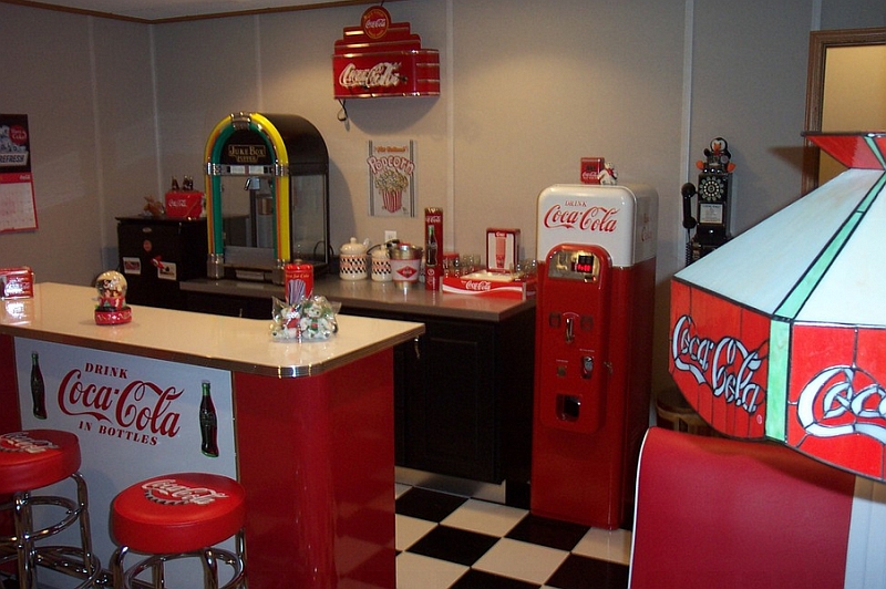 Coca Cola Decor Vintage Posters Coke Machines And Diy Ideas