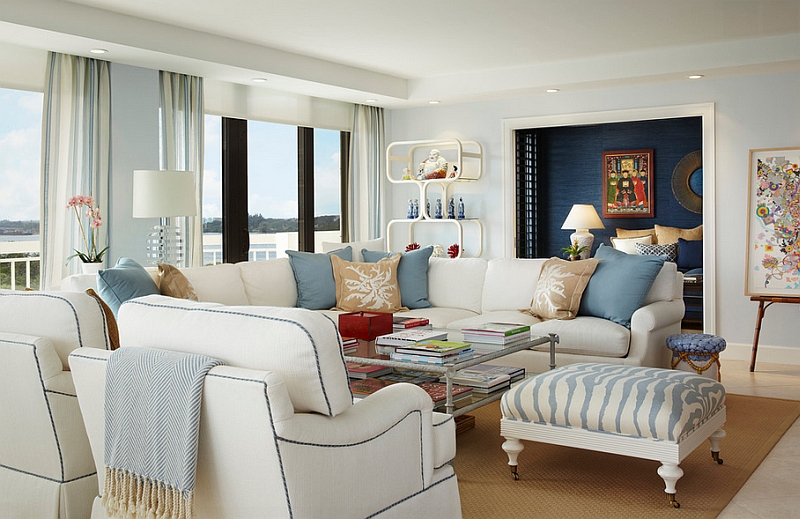 Apartment with ocean views employs a breezy, beach-inspired color scheme