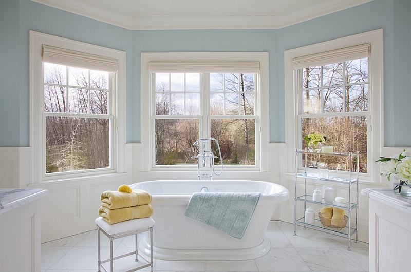 Bathroom in blue and white with switchable yellow accents