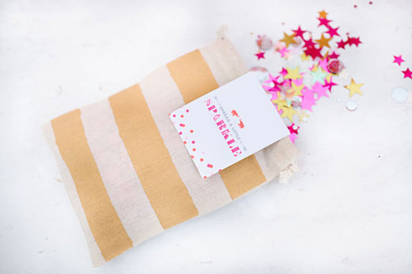 Confetti bag DIY party favor idea