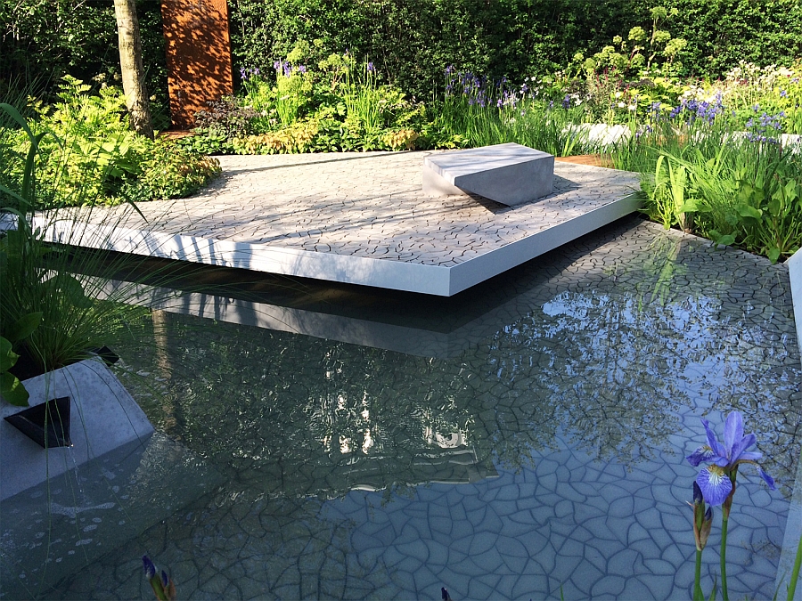 Cracked Earth by Kaza Concrete used by Hugo Bugg at the Chelsea flower show