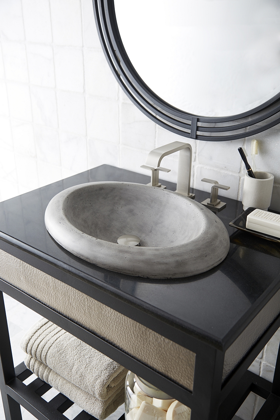 Cuyama Traditional Oval Bathroom Sink in Ash