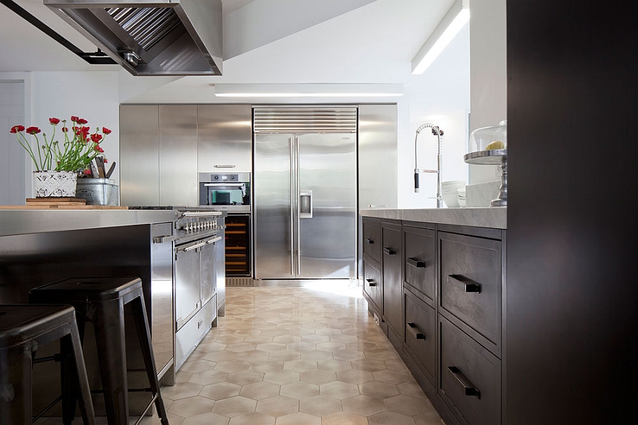 Gorgeous kitchen in stainless steel