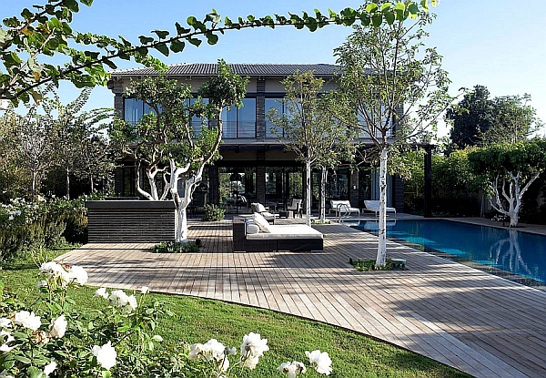 Gorgeous modern house in Israel