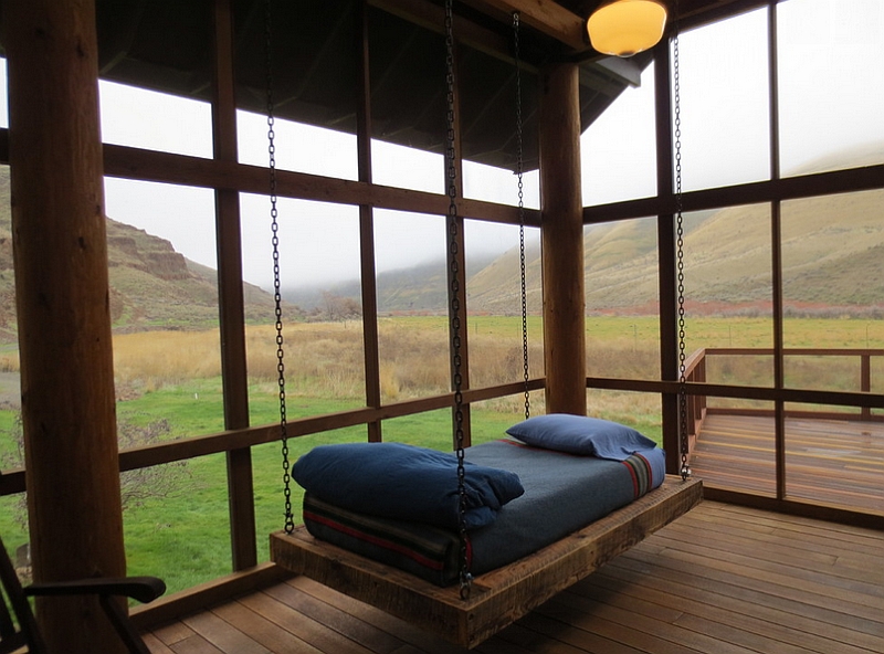 Hanging outdoor bed promises scenic views and a tranquil rest