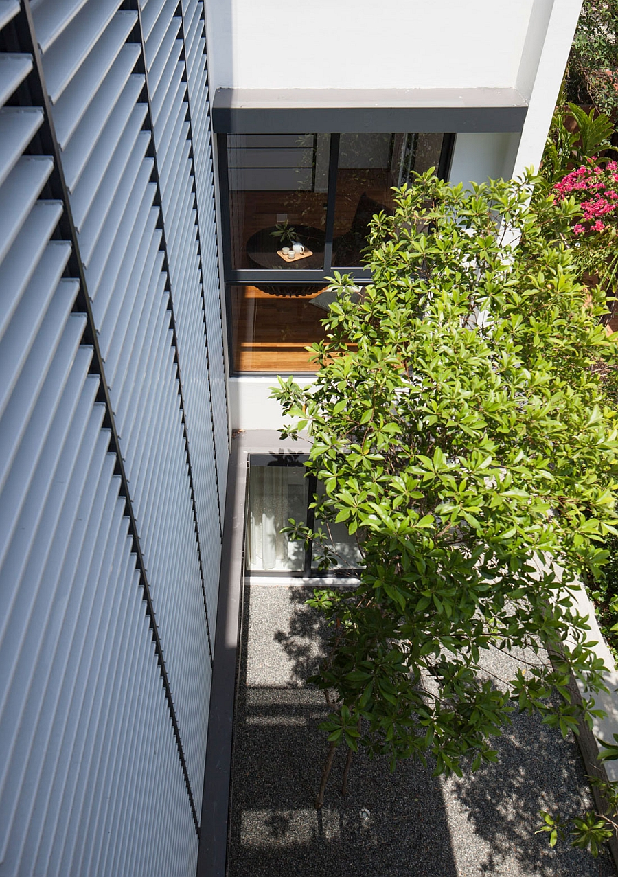 Large glass doors and windows bring in ample ventilation